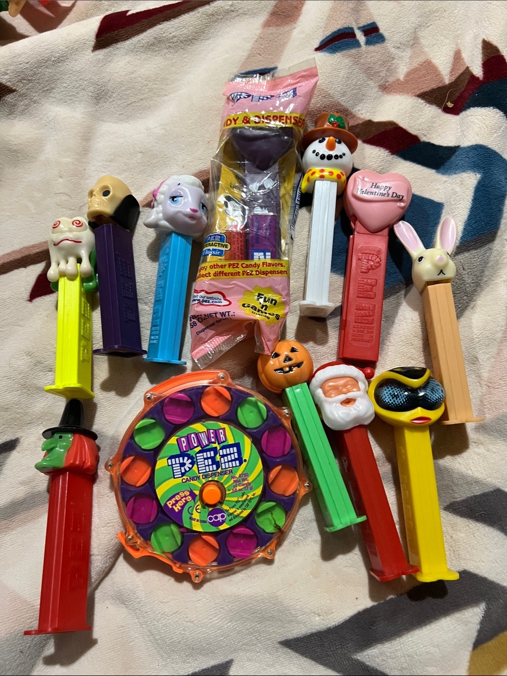 Pez dispenser Character Candy Dispenser - Assorted Colors seepics for details 14